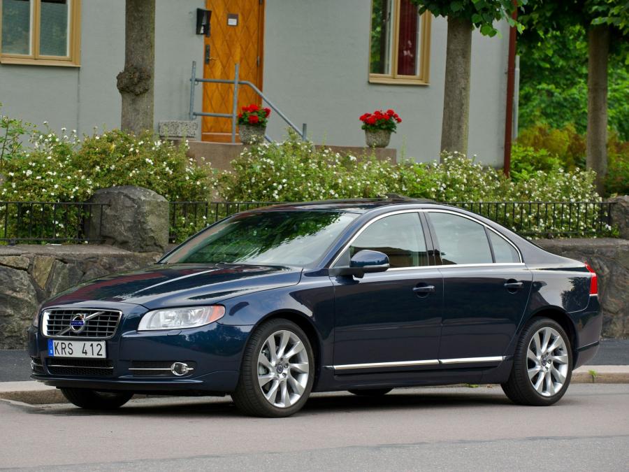  Volvo S80 3 2 AWD 2009 года  (фото 5 из 12)